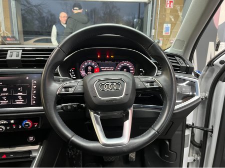 2020 Audi Q3 €31950 2020 AUDI Q3 SPORTBACK 35TFSI 1.5 AUTOMATIC / CRUISE CONTROL / 360° PARKING CAMERA / ELECTRIC HEATED SEATS €31,950 thumbnail