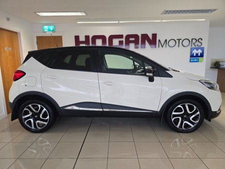 2017 Renault Captur * Jan 2026 Pricing * Signature 1.5 DCI 5DR H/B * Best Spec * €13,750