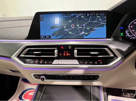 2021 BMW X5 XDRIVE45E M SPORT AUTO €57,400 thumbnail