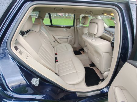 2016 Mercedes-Benz E Class E220 BLUETEC SE 5DR AUTO CDI €16,950 thumbnail