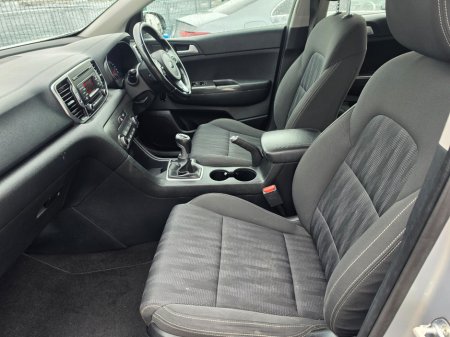 2017 Kia Sportage - thumbnail 19