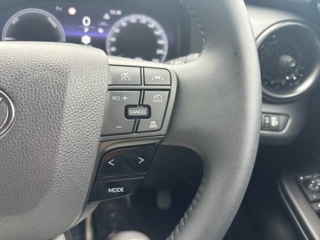 2024 Toyota C-HR - thumbnail 13