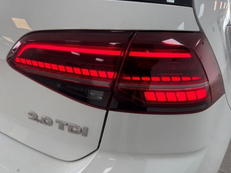 2020 Volkswagen Golf - thumbnail 19