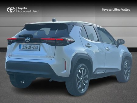 2023 Toyota Yaris Cross - thumbnail 2