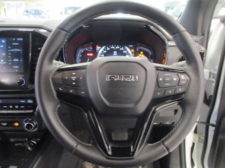 2026 Isuzu D-MAX - thumbnail 19