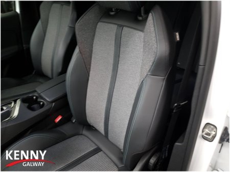 2023 Peugeot 3008 *Deposit taken* FL ALLURE 1.5 HDI 130 6.4 €32,990 thumbnail