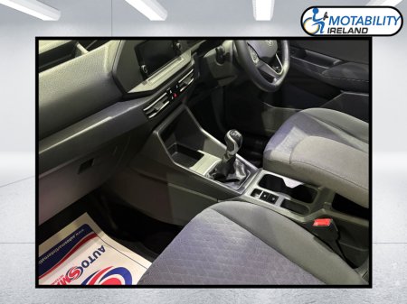 2022 Volkswagen Caddy Maxi Life Wheelchair Accessible €43,995 thumbnail