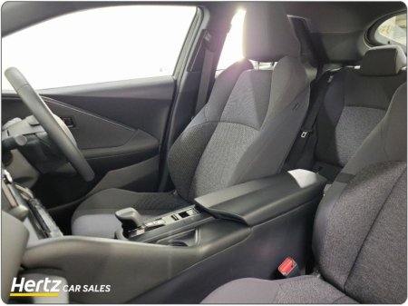 2024 Toyota C-HR ICON HEV CVT 1.8 Petrol Automatic €29,995 thumbnail