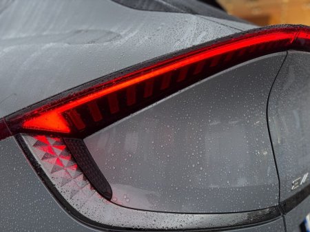 2025 Kia EV6 GT Line (565km Range) €49,995 thumbnail