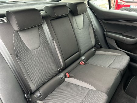 2022 Skoda Octavia - thumbnail 10