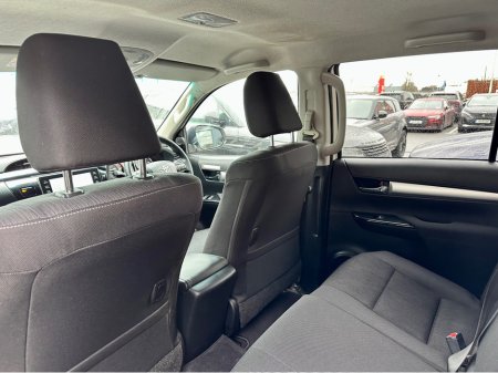 2021 Toyota Hilux - thumbnail 10