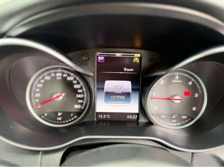 2015 Mercedes-Benz C Class - thumbnail 18