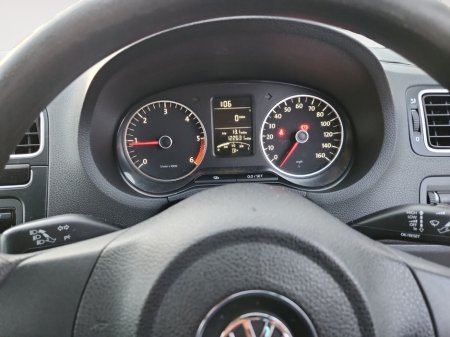 2013 Volkswagen Polo - thumbnail 14