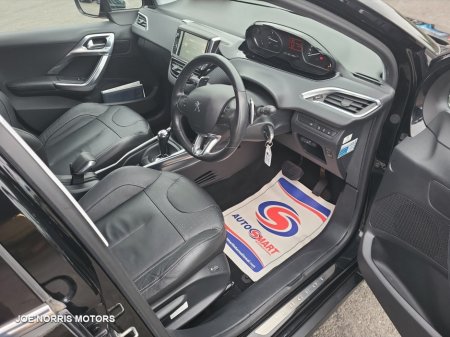 2016 Peugeot 2008 - thumbnail 22