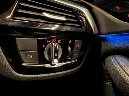 2022 BMW 5 Series - thumbnail 26