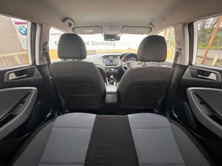 2016 Hyundai i20 - thumbnail 28