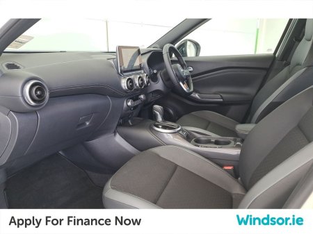 2024 Nissan Juke HYBRID 1.6 SV PREMIUM €29,995 thumbnail