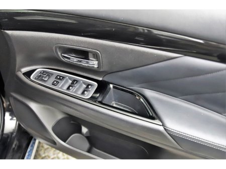 2017 Mitsubishi Outlander - thumbnail 25