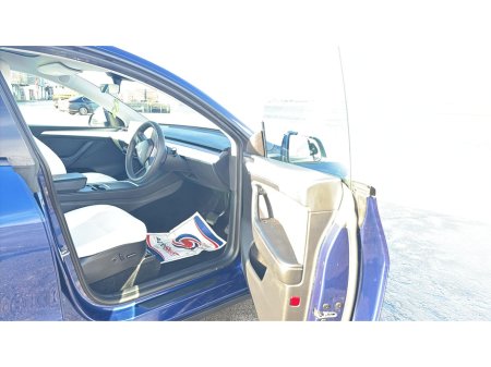 2022 Tesla Model Y - thumbnail 16