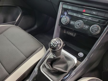 2020 Volkswagen T-Roc 1.5 TSI 150bhp Sport €22,975 thumbnail