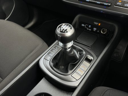 2024 Hyundai Kona 1.0 T-GDI Elegance €30,950 thumbnail