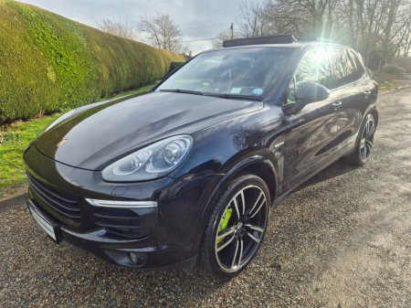 2016 Porsche Cayenne 3.0 S E-HYBRID 5DR AUTO €32,995 thumbnail
