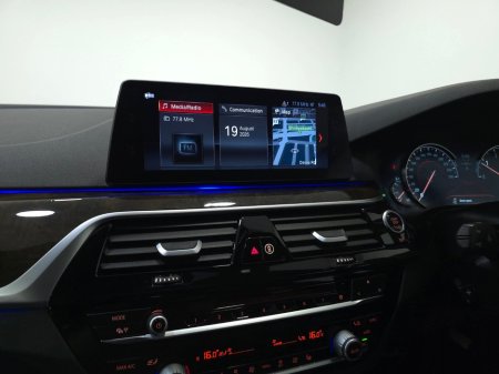 2017 BMW 5 Series - thumbnail 17