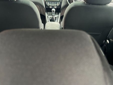 2018 Nissan Qashqai - thumbnail 9
