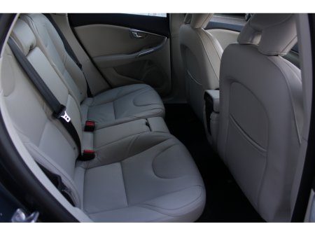 2019 Volvo V40 2.0D4 INSCRIPTION 5DR HATCHBACK AUTO HUGE SPEC  // 1 OWNER CAR // AS NEW CONDITION THROUGHOUT // BUY WITH CONFIDENCE AA AND SIMI APPROVED DEALER 2026 // FINANCE ARRANGED // €19,950 thumbnail