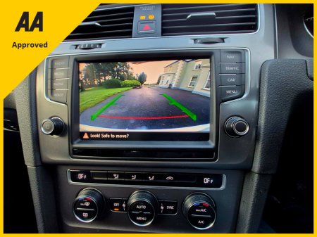 2015 Volkswagen Golf Lounge €13,500