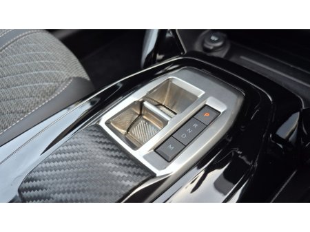 2025 Peugeot 208 - thumbnail 23