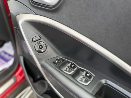 2014 Hyundai Santa Fe - thumbnail 15