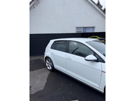 2013 Volkswagen Golf - thumbnail 4