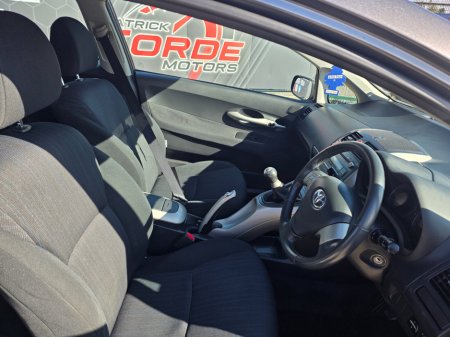 2009 Toyota Auris - thumbnail 8