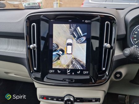 2021 Volvo XC40 - thumbnail 17