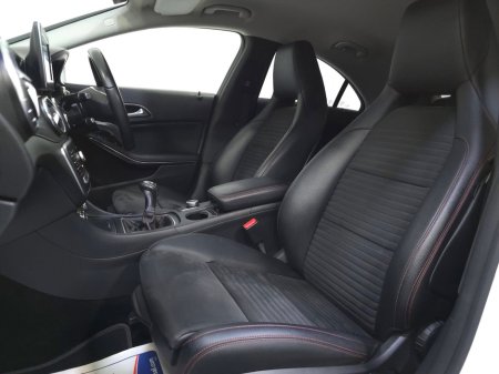 2018 Mercedes-Benz CLA Class CLA 180 D AMG LINE €22,950 thumbnail