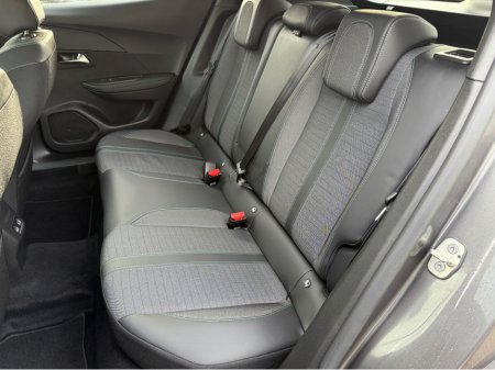 2022 Peugeot 2008 1.5 ALLURE €20,450 thumbnail