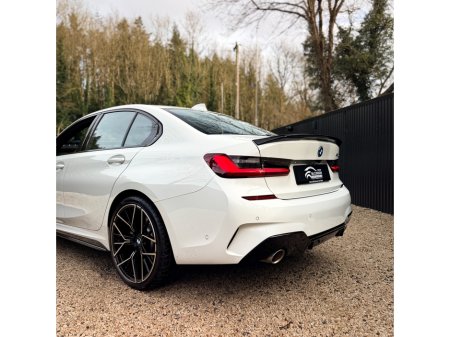 2021 BMW 3 Series - thumbnail 4