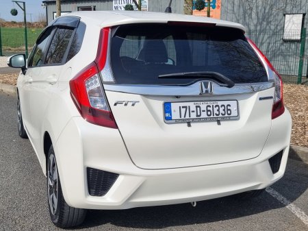 2017 Honda Fit - thumbnail 3