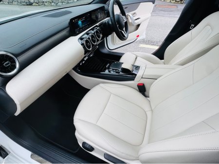 2023 Mercedes-Benz CLA Class 200d PROGRESSIVE COUPE 4DR AUTO==PAN ROOF==NIGHT PACK== €42,950 thumbnail