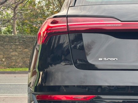 2021 Audi e-tron 50 QUATTRO TECHNIK 22" WHEELS 12 MONTH WARRANTY €28,995 thumbnail