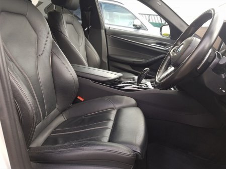 2021 BMW 5 Series - thumbnail 11