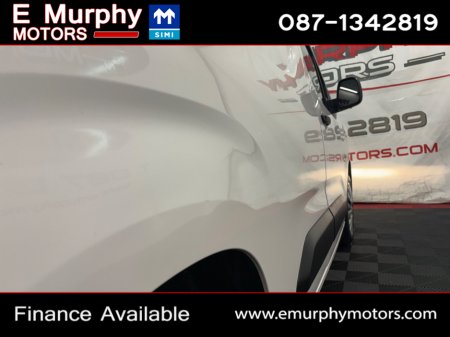 2021 Peugeot Partner - thumbnail 22