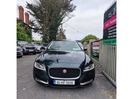 2016 Jaguar XF - thumbnail 6