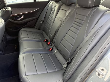 2021 Mercedes-Benz E Class - thumbnail 10