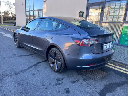 2023 Tesla Model 3 DUAL MOTOR LONG RANGE AWD €30,995 thumbnail
