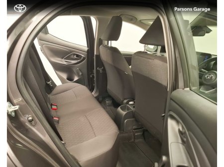 2023 Toyota Yaris - thumbnail 11