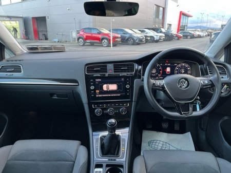 2018 Volkswagen Golf HIGHLINE 1.0 TSI MANUAL 6SPEED FWD 5DR 110HP 5 €18,950 thumbnail