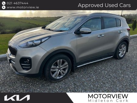 2017 Kia Sportage Coming Soon Platinum S Side steps, Mint condition, Bluetooth, Sunroof, Parking Sensors, Reversing Camera, Sat NAV, Multifunctional Steering wheel,