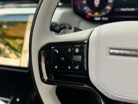 2025 Land Rover Range Rover Sport AUTOBIOGRAPHY €137,990 thumbnail